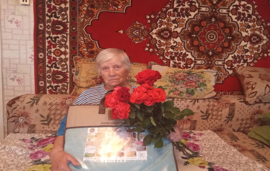 Дорогая Людмила Григорьевна!  От всей души поздравляем Вас с замечательным юбилеем – 80-летием!.